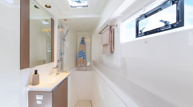 Leopard 52 | Moorings 25