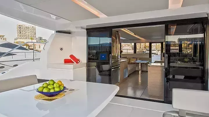 Leopard 53 PC | Moorings 21