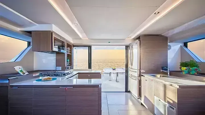 Leopard 53 PC | Moorings 21