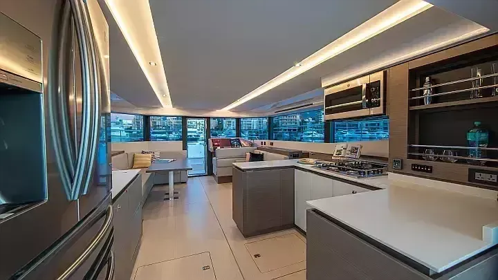 Leopard 53 PC | Moorings 21