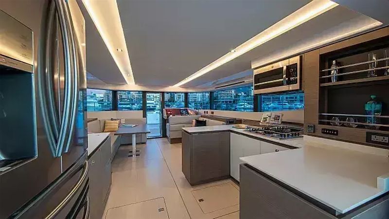 Leopard 53 PC | Moorings 21