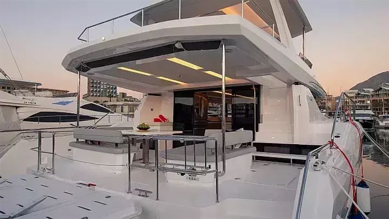 Leopard 53 PC | Moorings 20