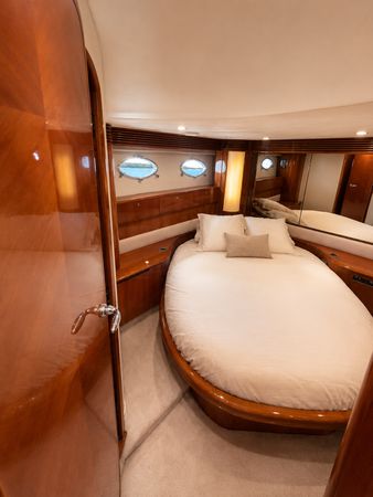 Princess V65 | Nartic