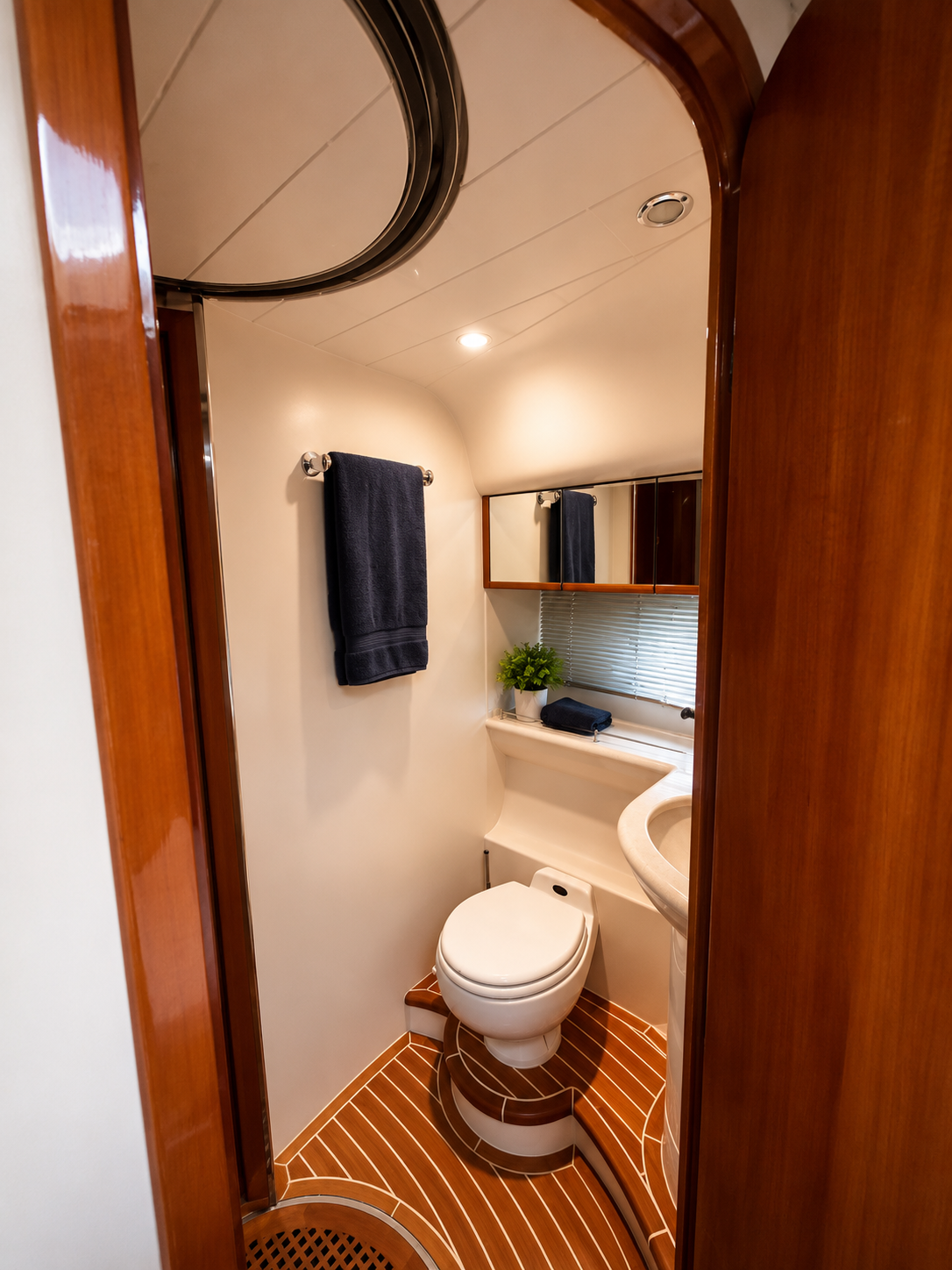 Princess V65 | Nartic