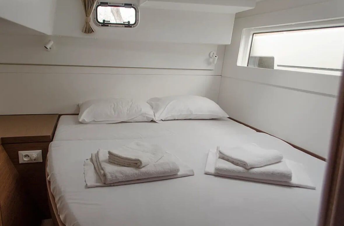 Lagoon 40 | Anemone