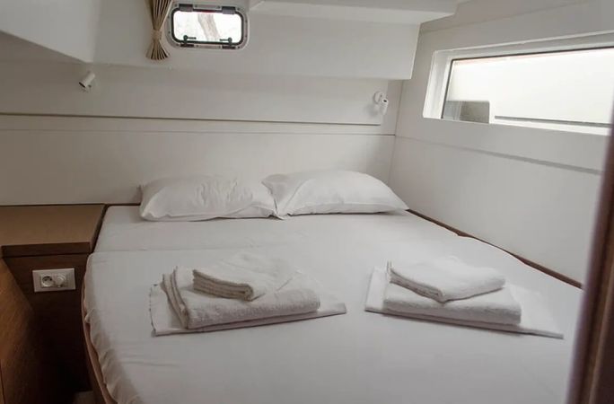 Lagoon 40 | Anemone