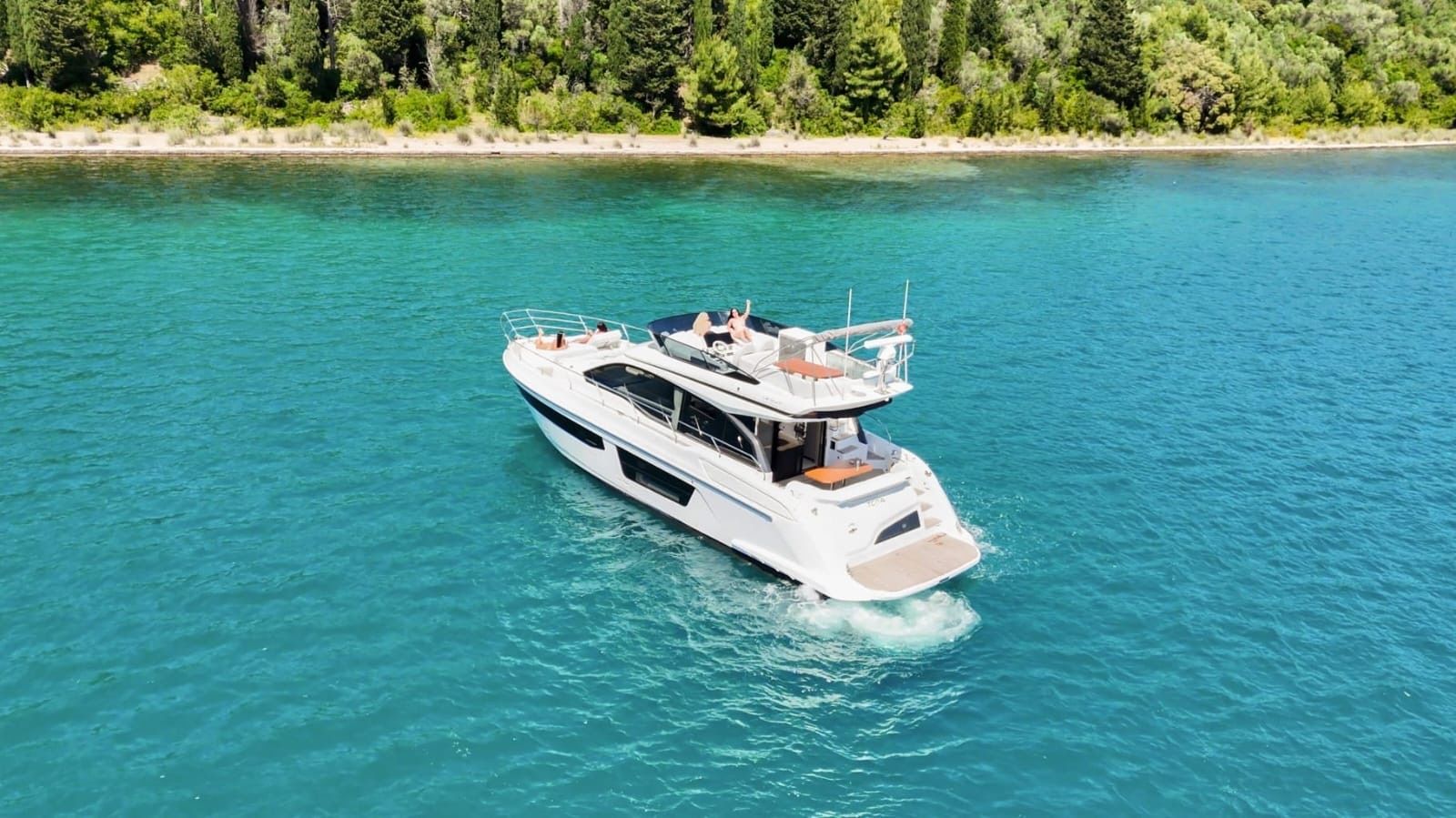 Azimut 55 | Tena