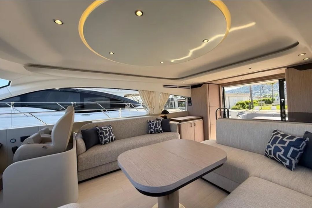 Azimut 55 | Tena