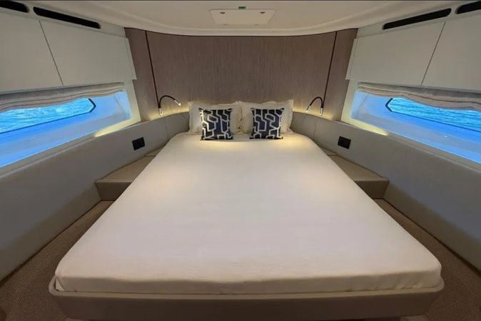 Azimut 55 | Tena