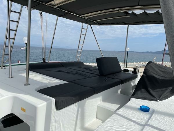 Lagoon 46 | Latria