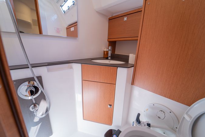 Bavaria Cruiser 46 | Nauti Girl