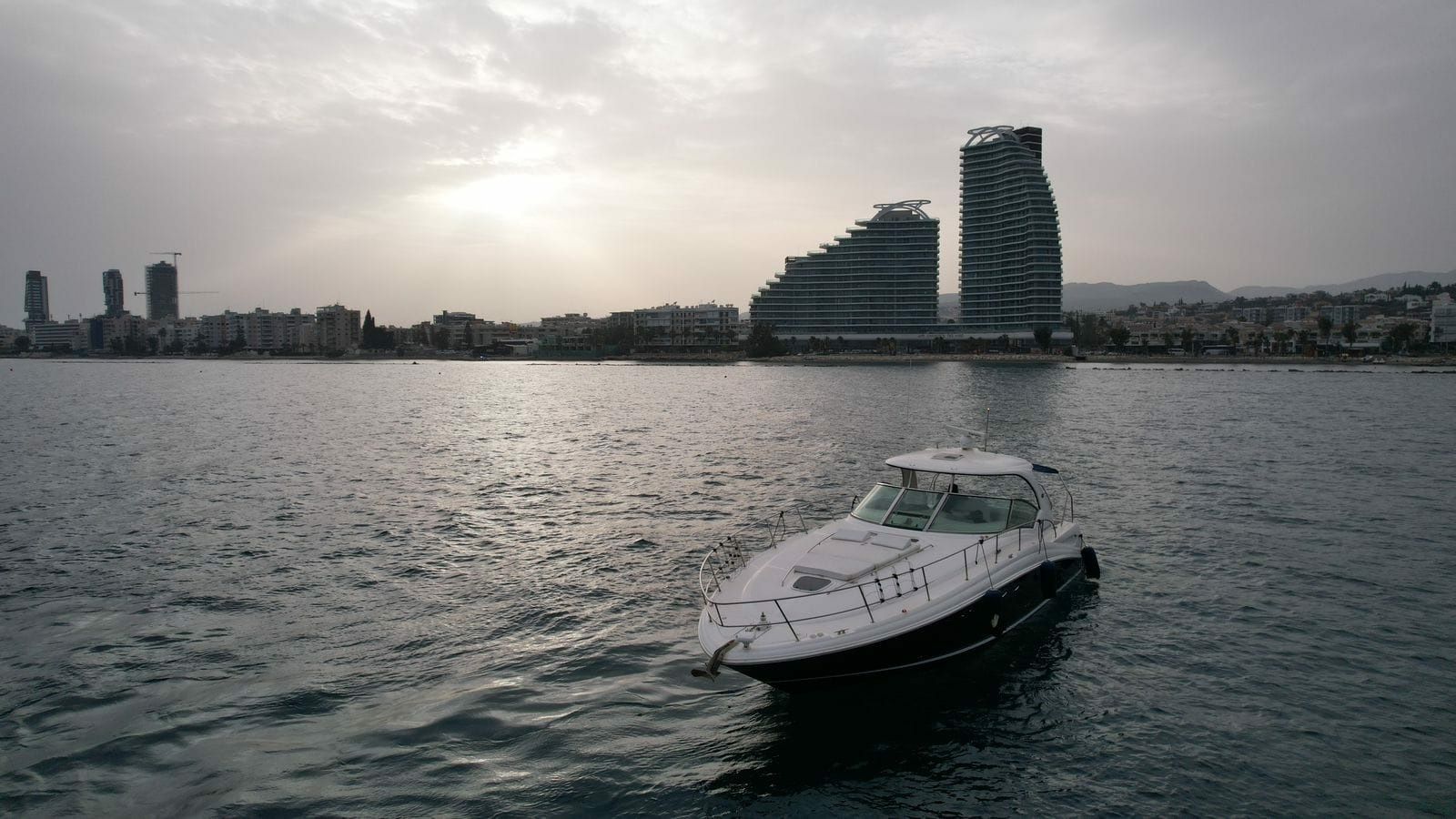 Sea Ray 455 Sundancer | Matzios