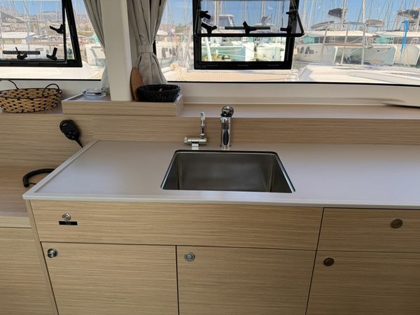Lagoon 38 | Dschubba