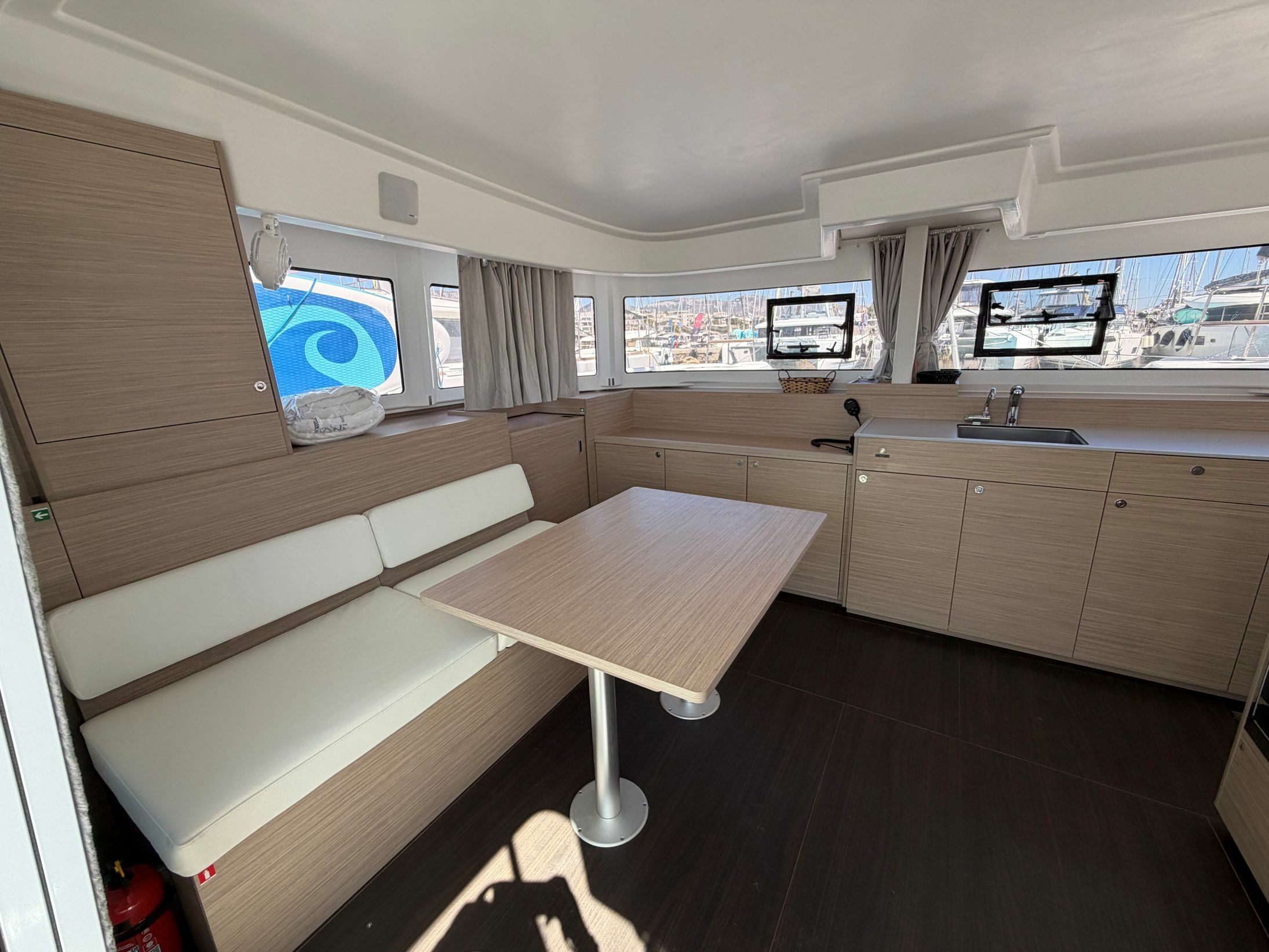 Lagoon 38 | Dschubba