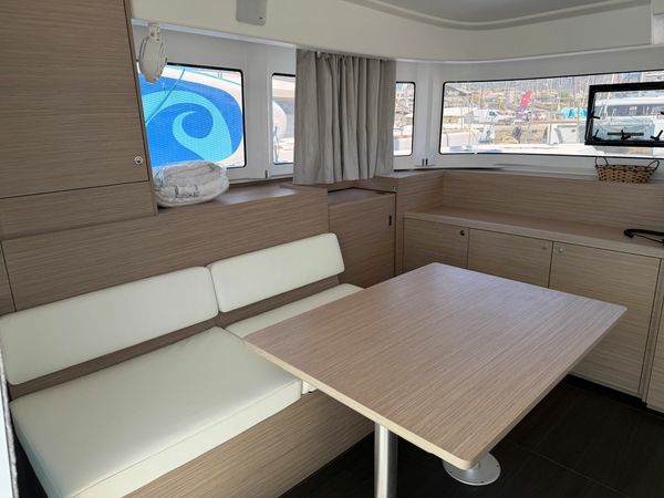 Lagoon 38 | Dschubba