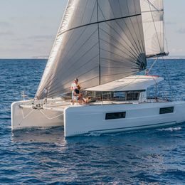 Lagoon 40 | Agora