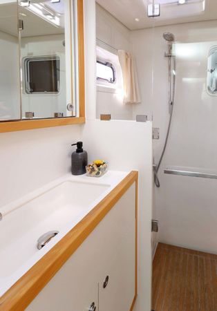 Lagoon 560 | OOSeven