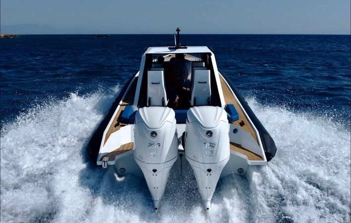 Savage Powerboats Ronin 35 | Anna