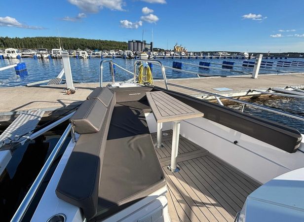 Axopar 28 Cabin | Pura Vida