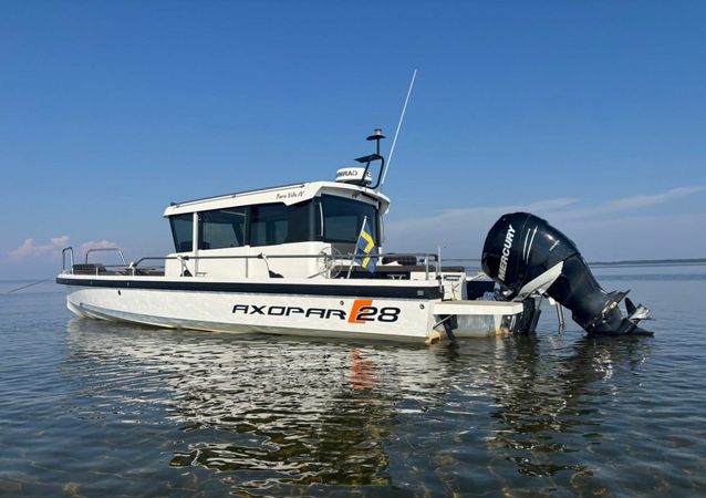 Axopar 28 Cabin | Pura Vida