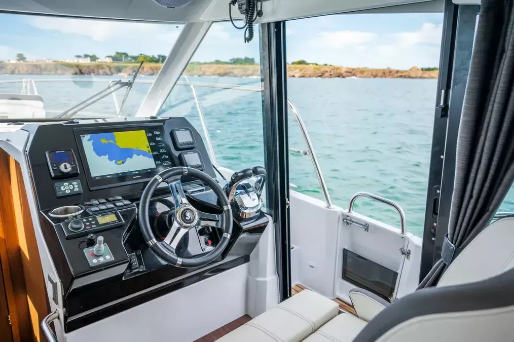 Beneteau Antares 11 | Ela