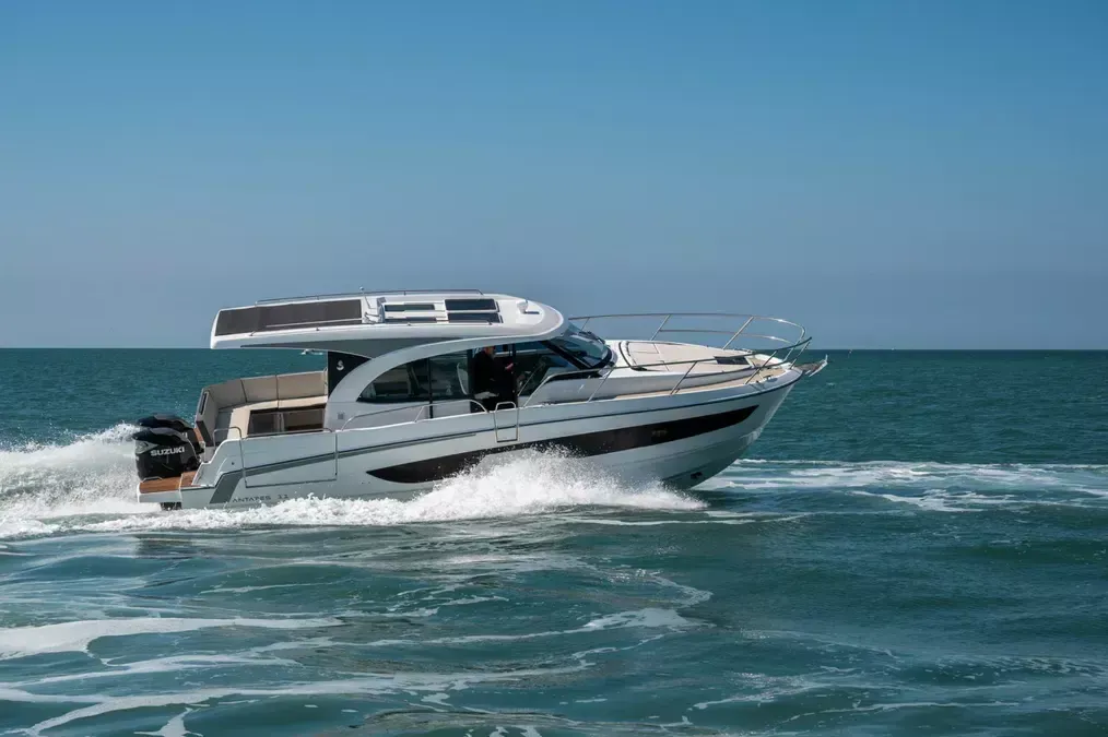Beneteau Antares 11 | Ela