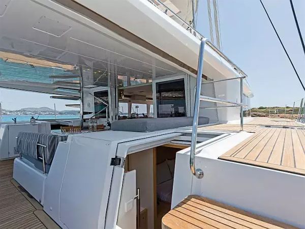 Lagoon 560 | Cool Breeze