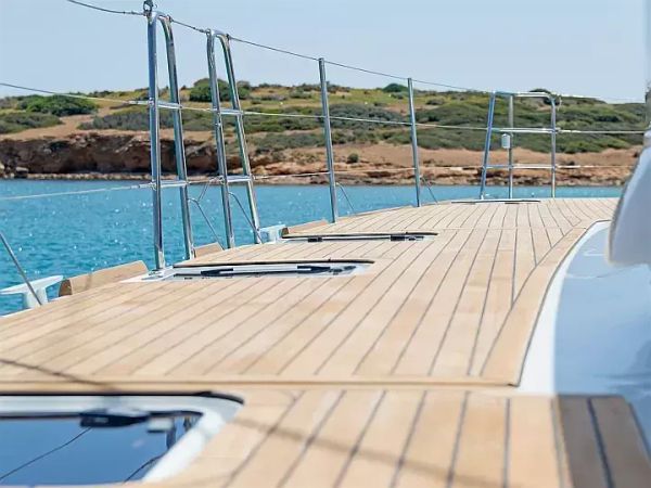 Lagoon 560 | Cool Breeze
