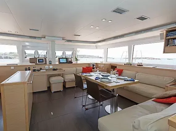 Lagoon 560 | Cool Breeze