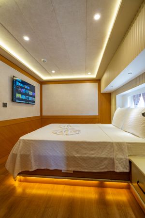 Trawler 65 | Aura-Y