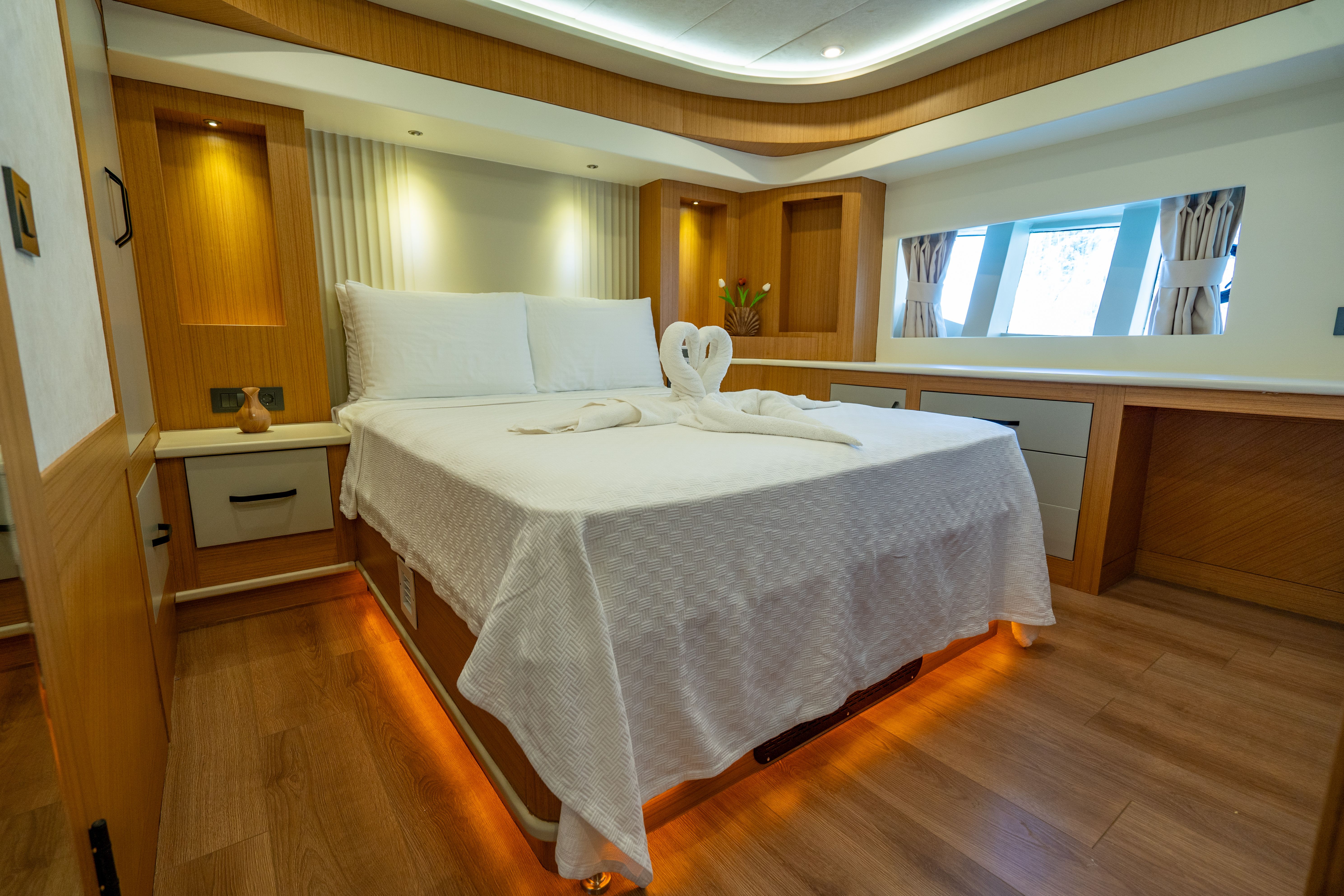 Trawler 65 | Aura-Y