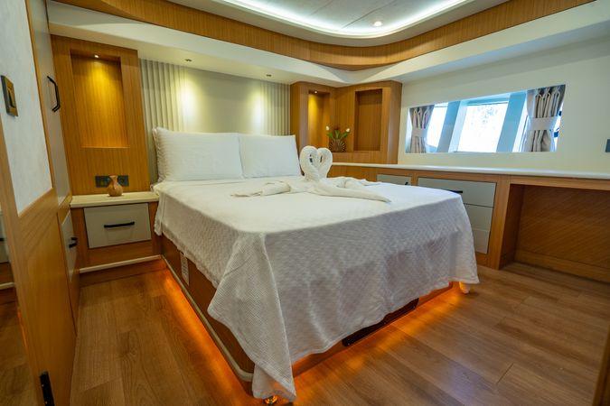 Trawler 65 | Aura-Y