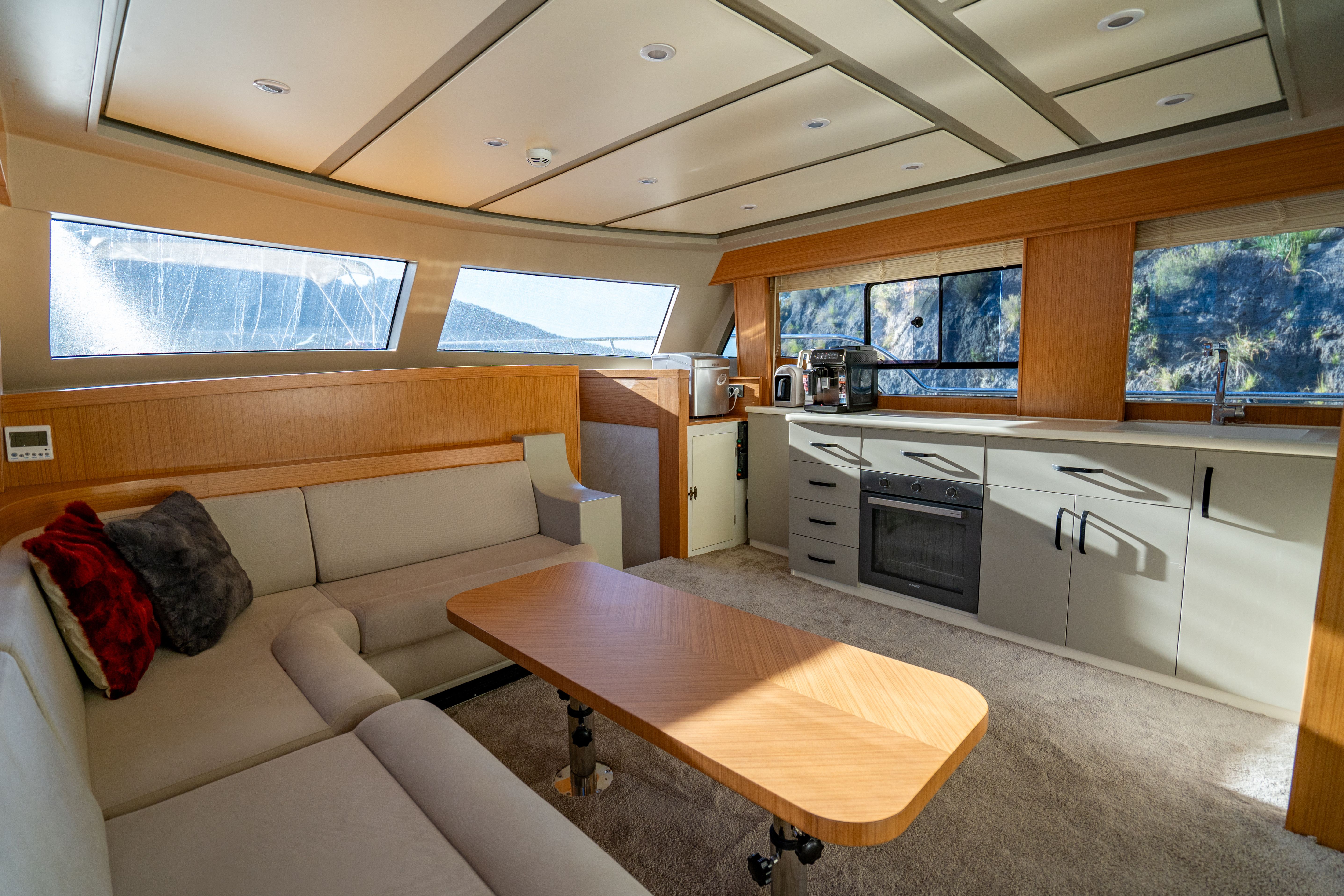 Trawler 65 | Aura-Y