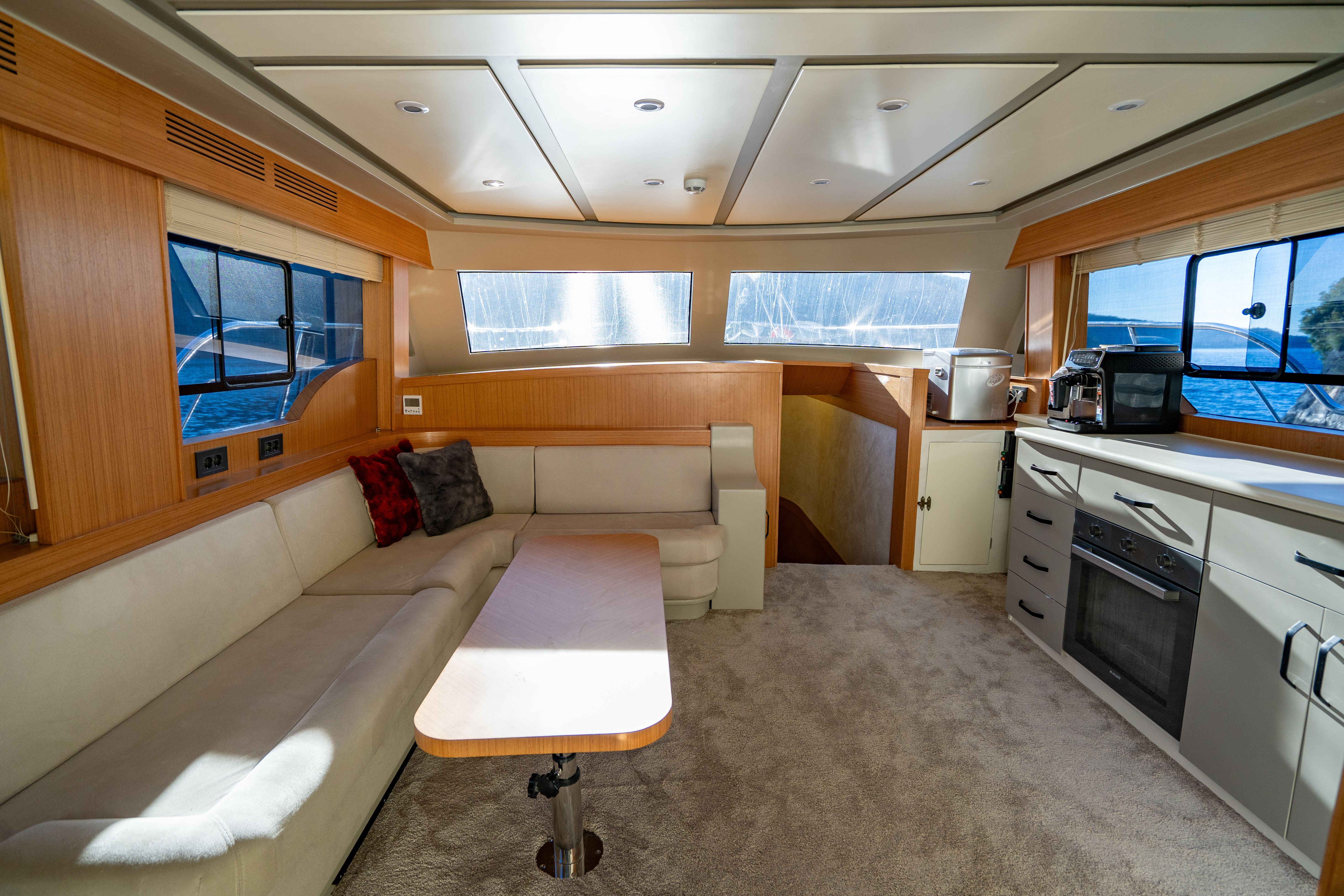 Trawler 65 | Aura-Y
