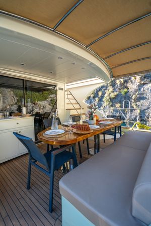 Trawler 65 | Aura-Y
