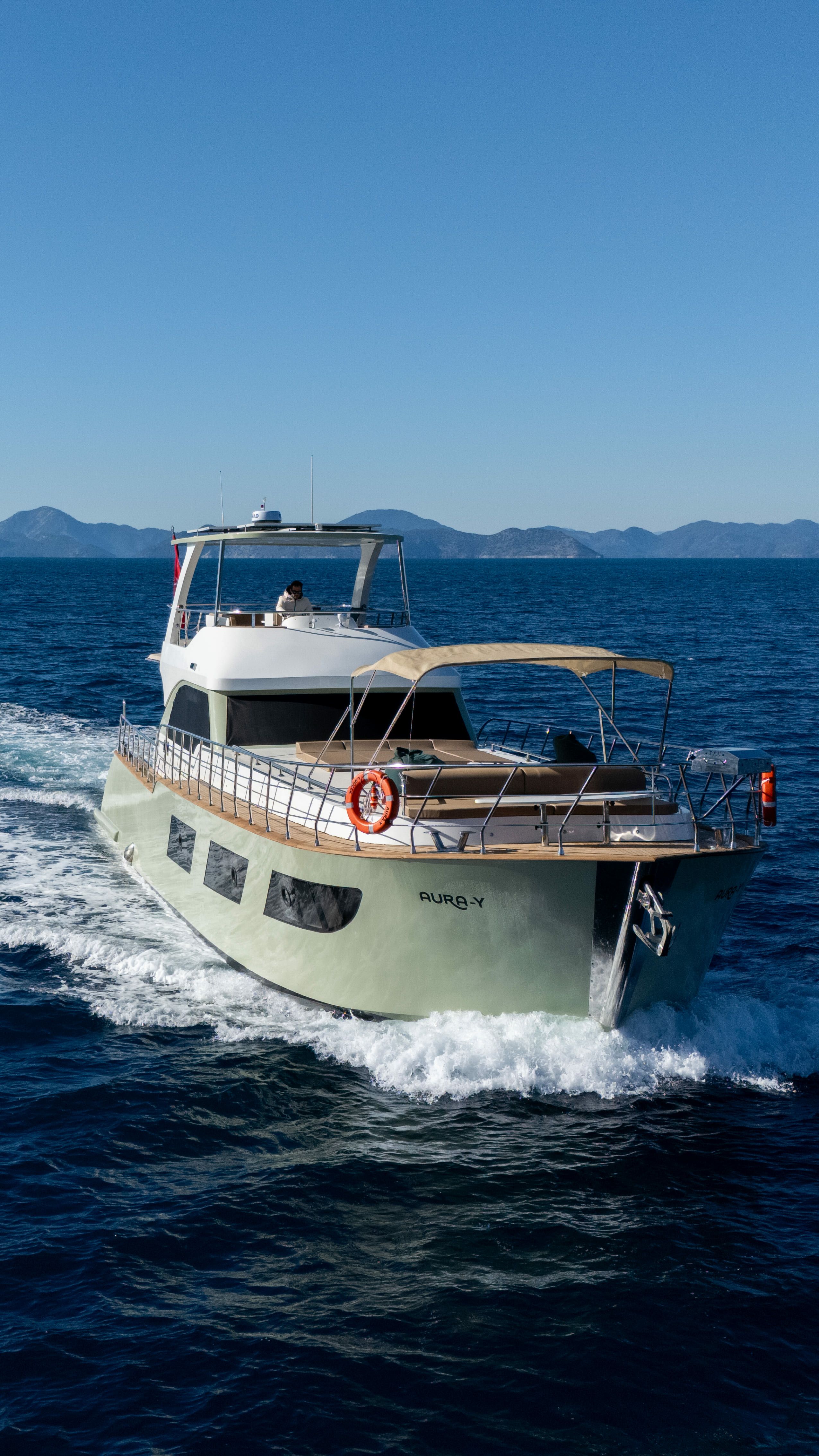 Trawler 65 | Aura-Y