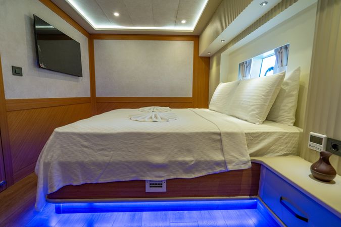 Trawler 65 | Aura-Y