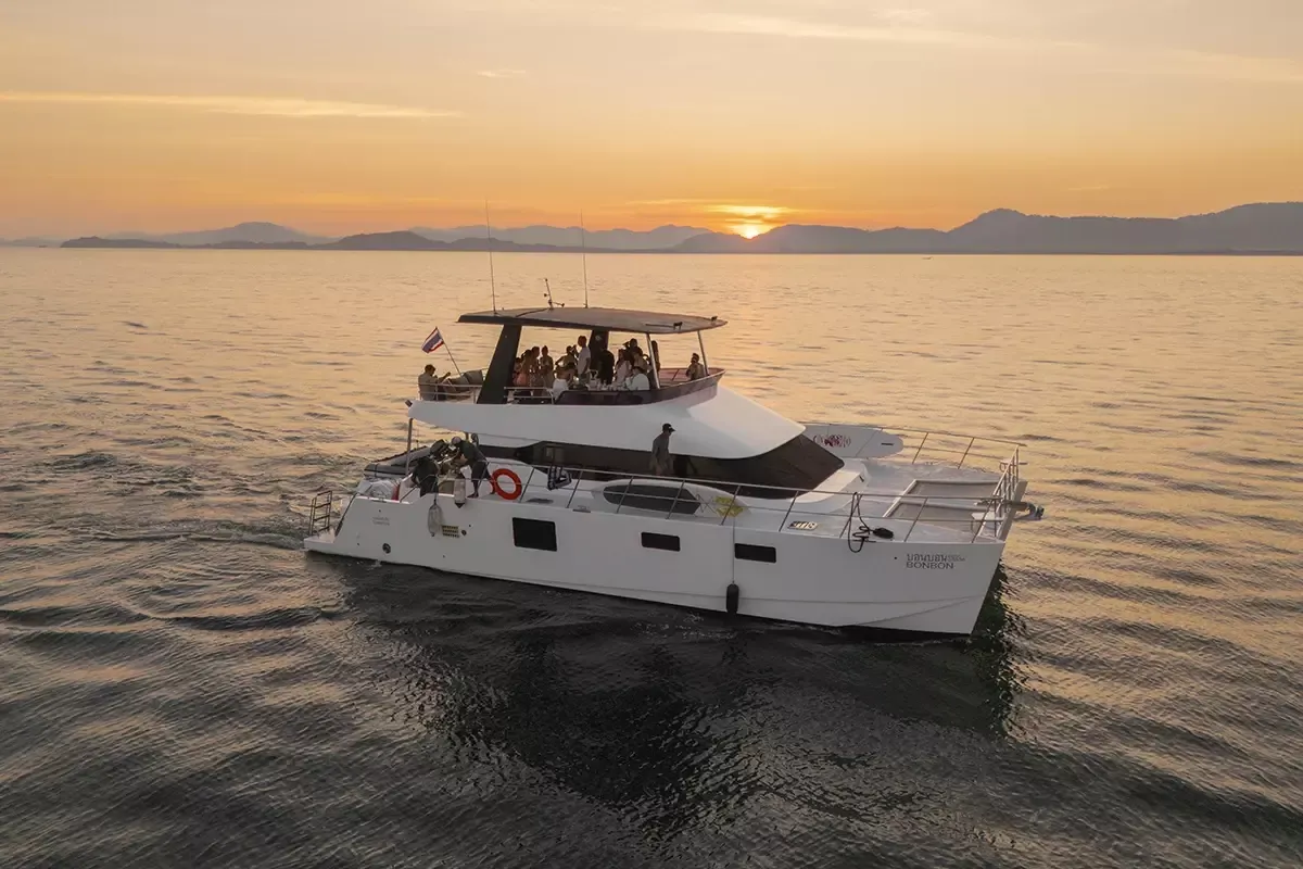 Custom Built 52 | Bon Bon