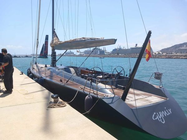 Maxi Dolphin 65 | Gymir