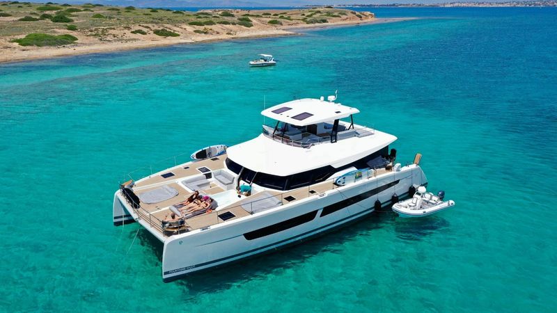 Fountaine Pajot Power 67 | Alena