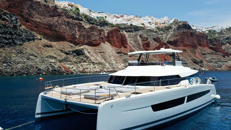 Fountaine Pajot Power 67 | Alena