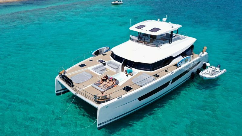 Fountaine Pajot Power 67 | Alena