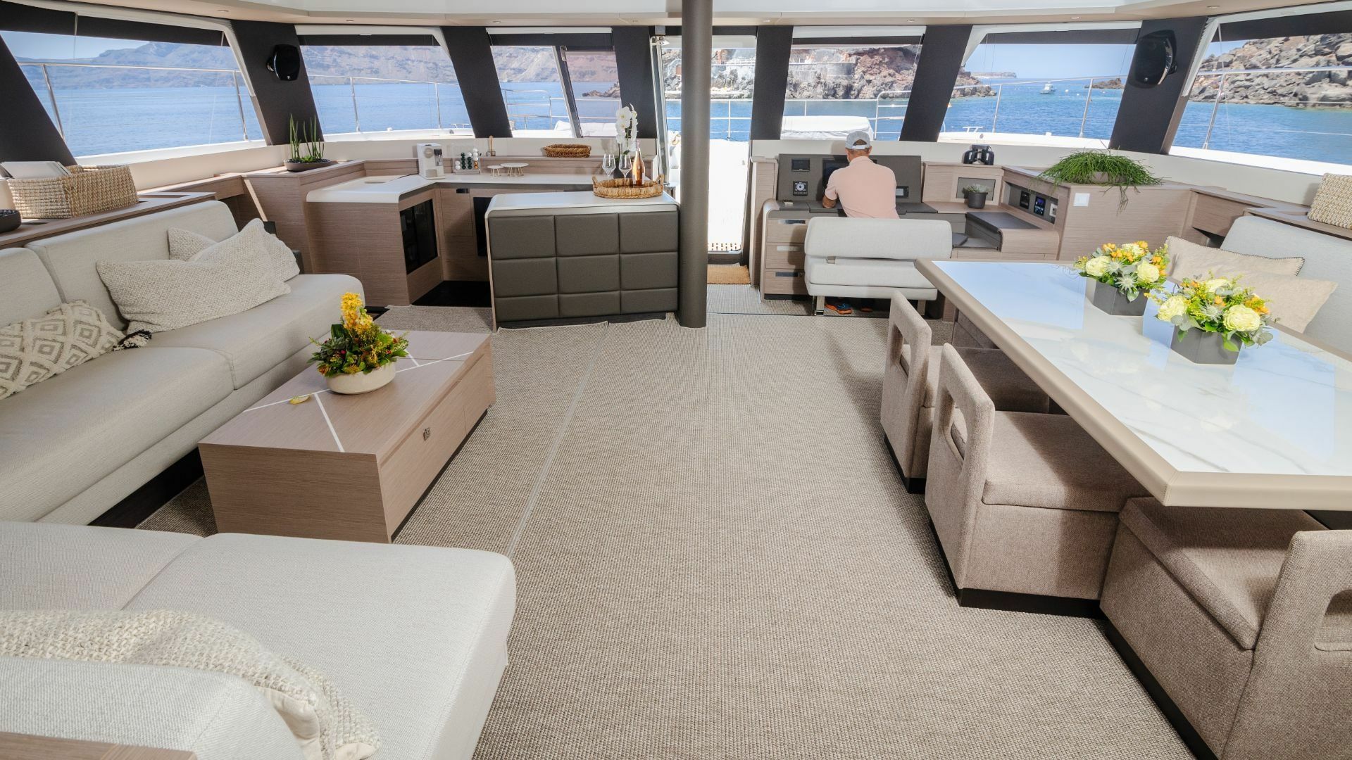 Fountaine Pajot Power 67 | Alena