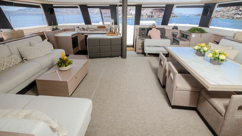 Fountaine Pajot Power 67 | Alena