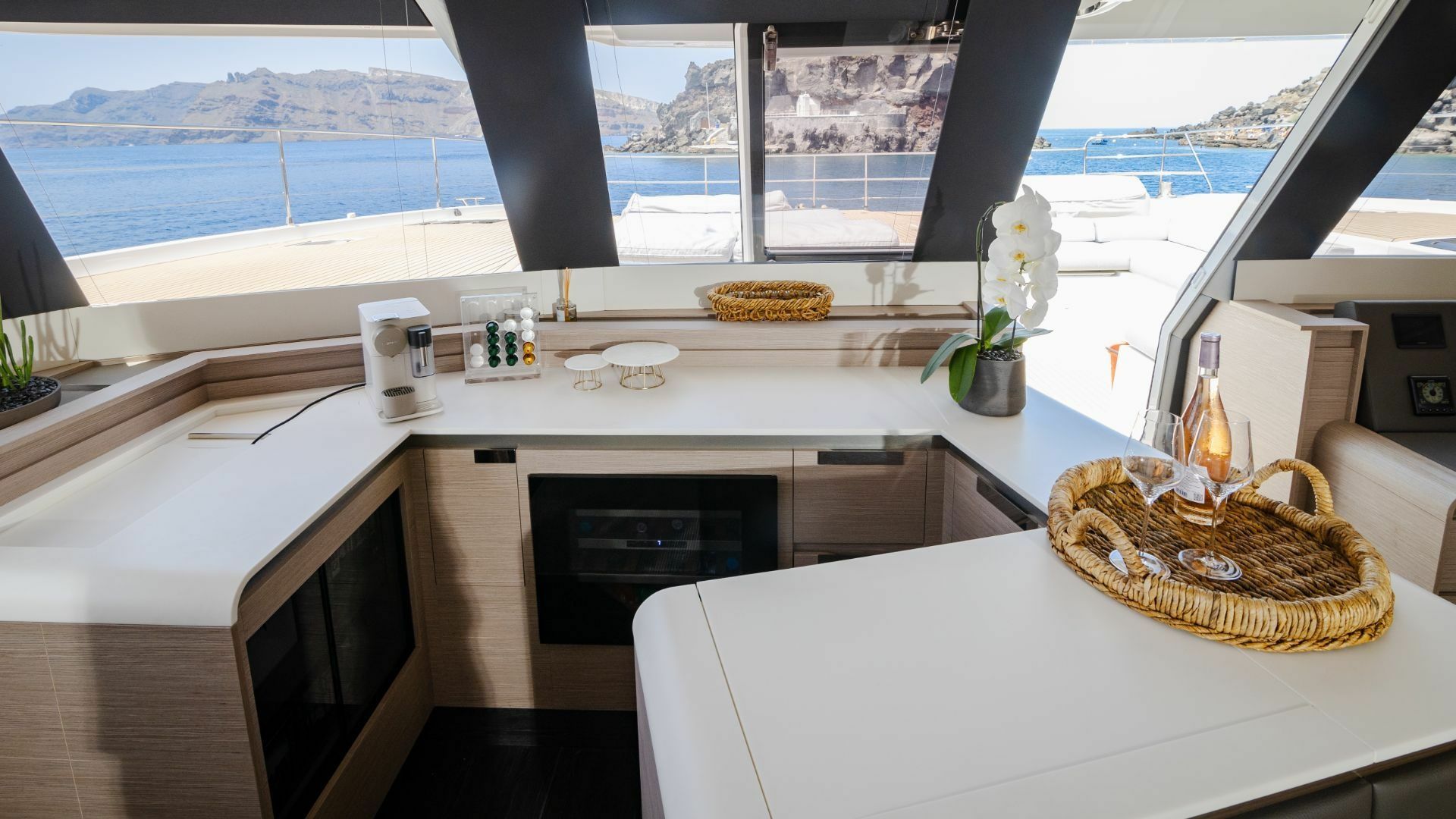 Fountaine Pajot Power 67 | Alena