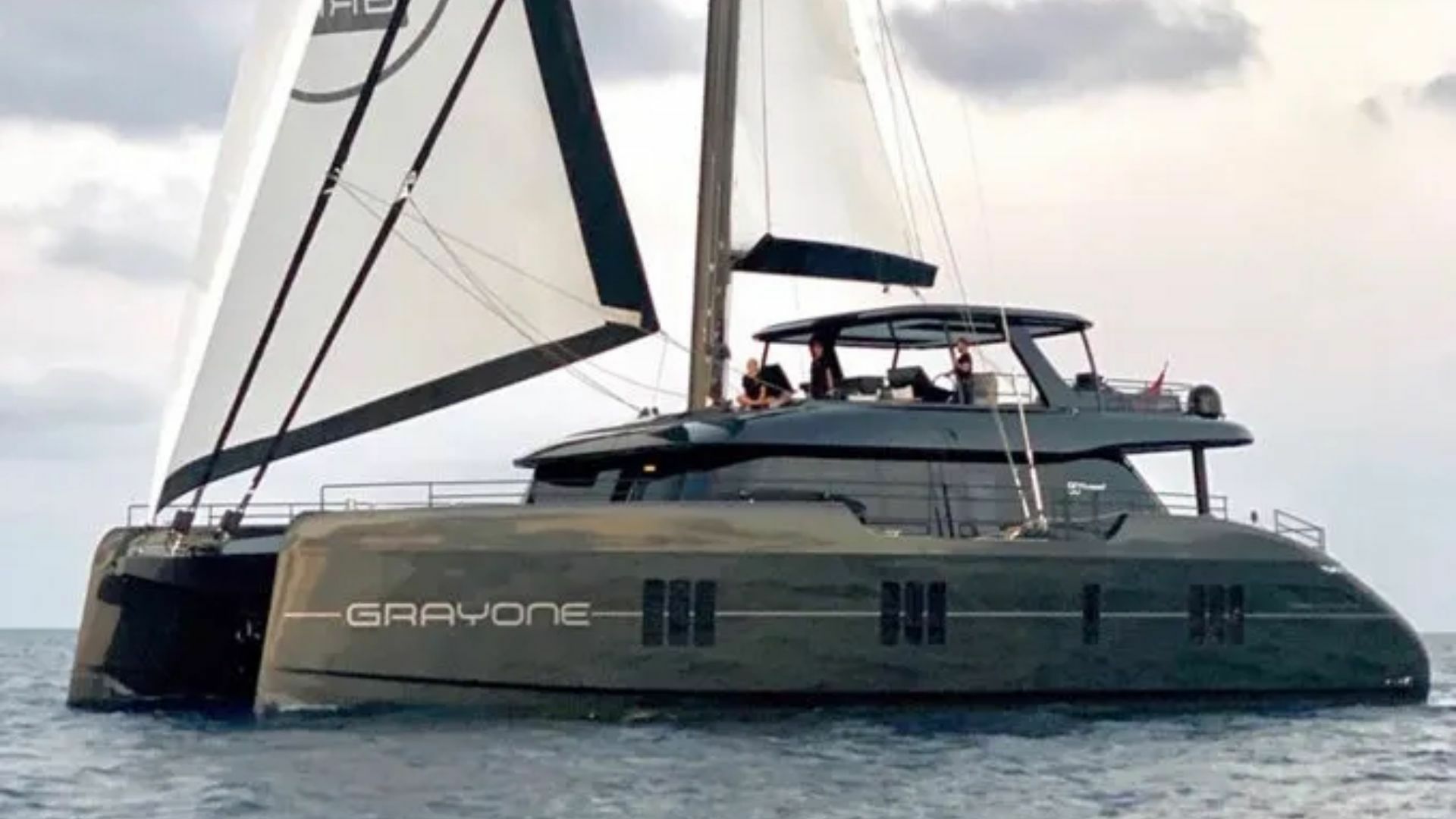 Sunreef 80 | Grayone