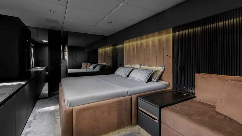 Sunreef 80 | Grayone