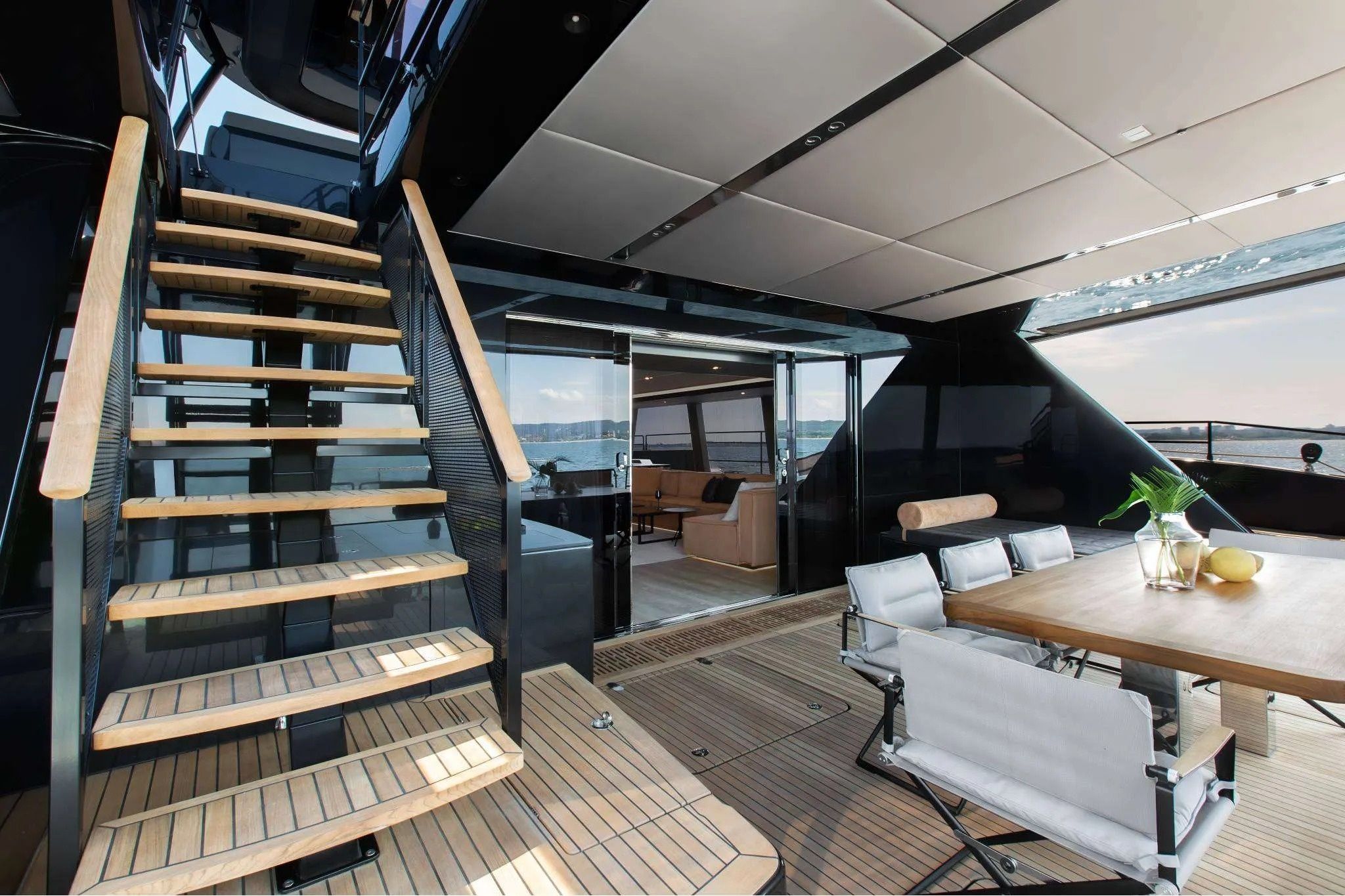 Sunreef 80 | Grayone