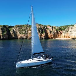 Beneteau Oceanis 45 | Soggy Paws