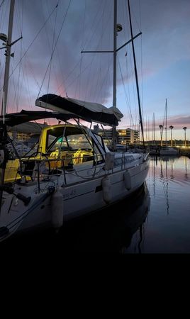 Beneteau Oceanis 45 | Soggy Paws
